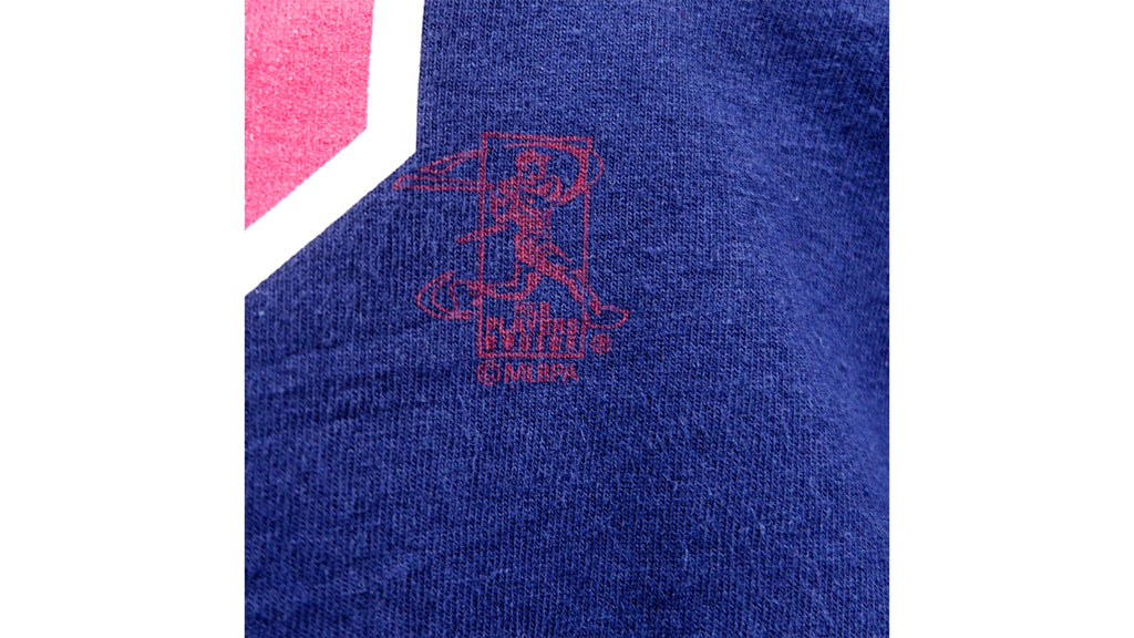 MLB (Majestic) - Red Sox Varitek #33 T-Shirt 2000s Medium Vintage Retro Baseball