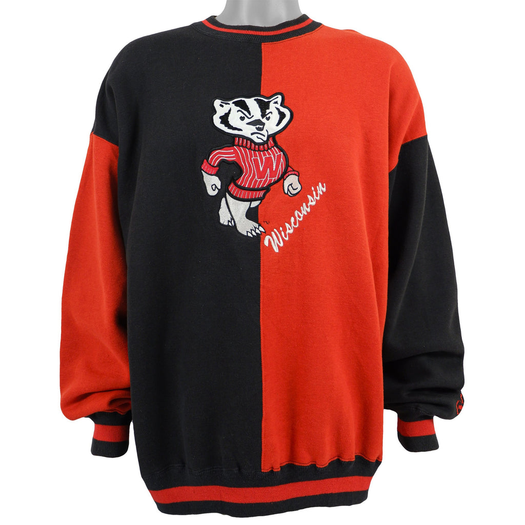 NFL - Wisconsin Badgers Big Logo Sweatshirt 1990s X-Large Vintage Retro