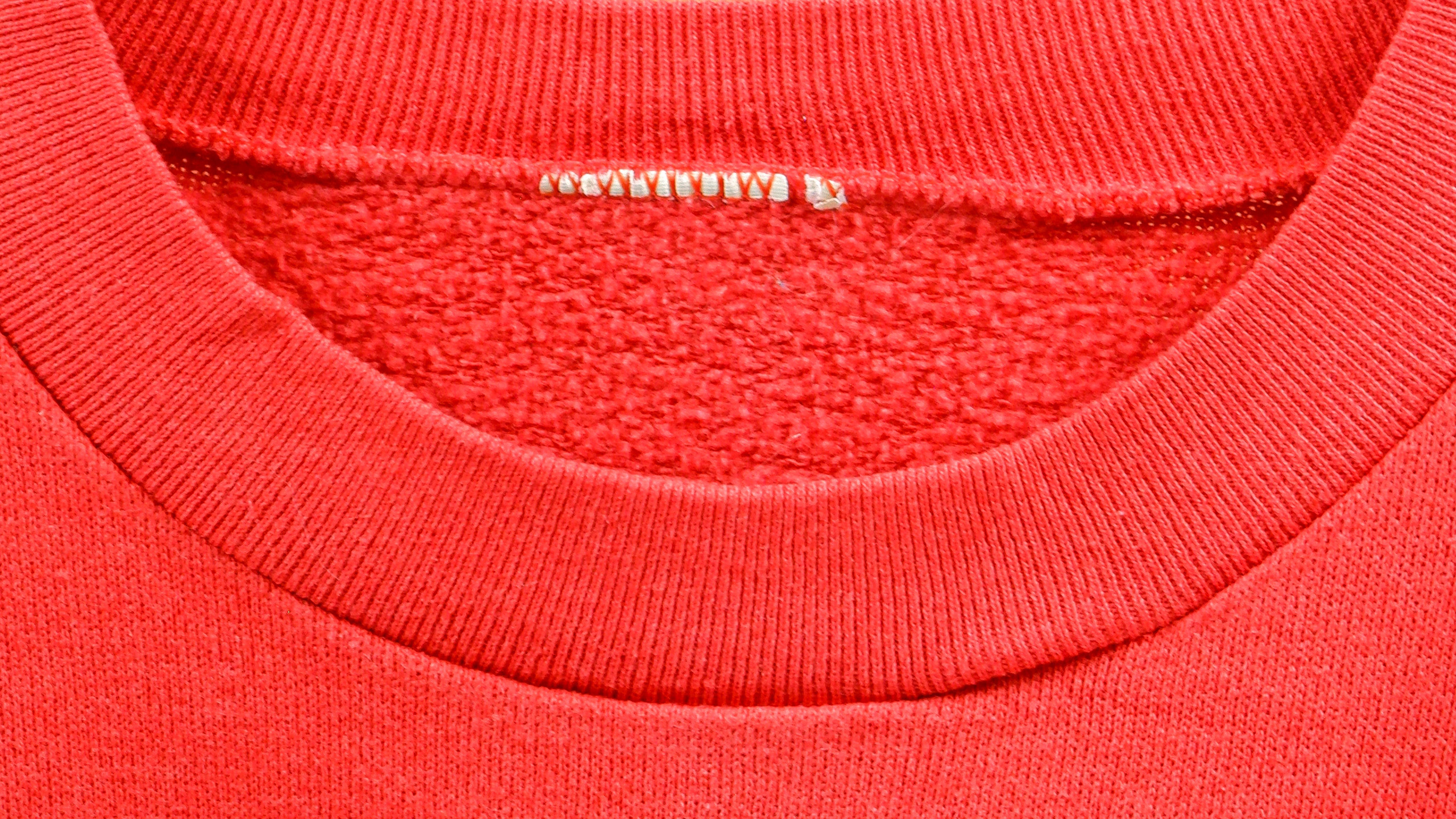 Vintage - Red Black Foot Wilderness Camp Crew Neck Sweatshirt 1990s Large Vintage Retro