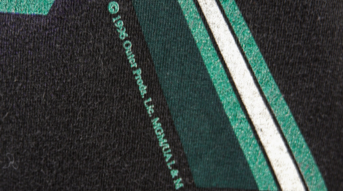 Vintage (Paramount Parks) - Flight of Fear T-Shirt 1996 Large Vintage Retro