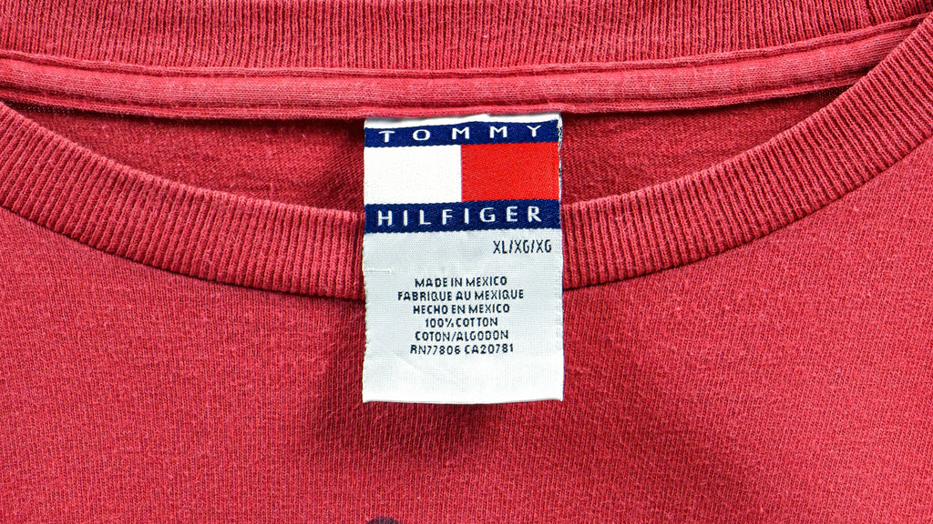 Tommy Hilfiger - Red Surfing Spell-Out T-Shirt 1990s X-Large Vintage Retro