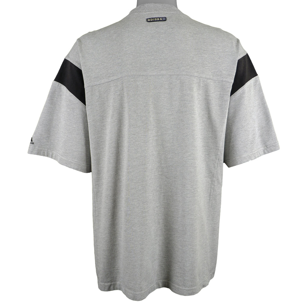 Adidas - Grey with Black Spell-Out T-Shirt 1990s X-Large Vintage Retro