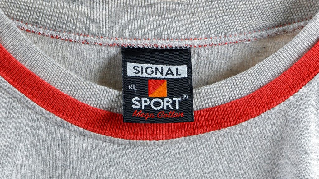 NFL (Signal) - Chiefs Raiders Hater Spell-Out T-Shirt 1990s X-Large Vintage Retro Football