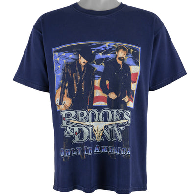 Vintage (Gildan )- Brooks & Dunn, Neon Circus & Wild West Show T-Shirt 2001 Large