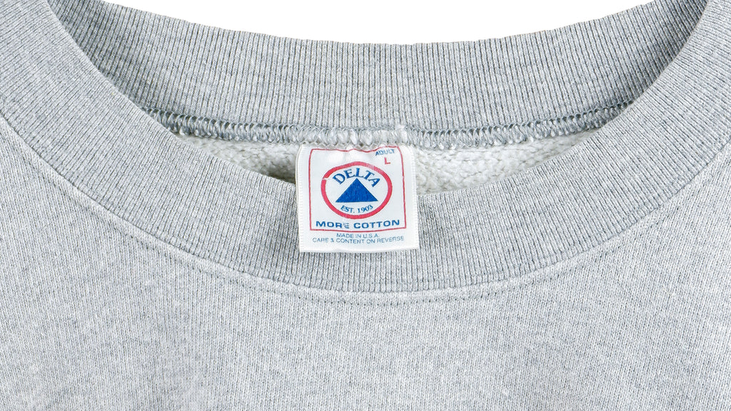 NCAA (Delta) - University of Tennessee Crew Neck Sweatshirt 1997 Large Vintage Retro College