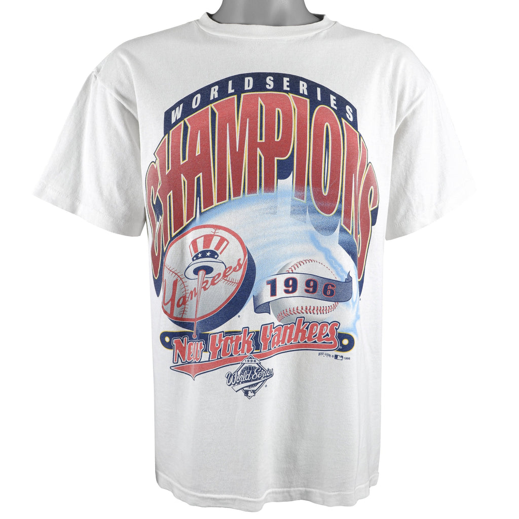 MLB (Wild Oats) - New York Yankees Spell-Out T-Shirt 1996 Large Vintage Retro Baseball