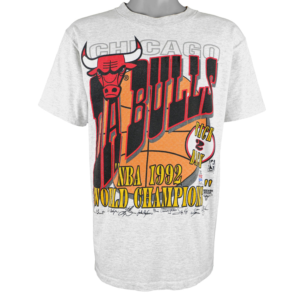 NBA (Changes) - Chicago Bulls World Champions T-Shirt 1992 Large Vintage Retro Basketball