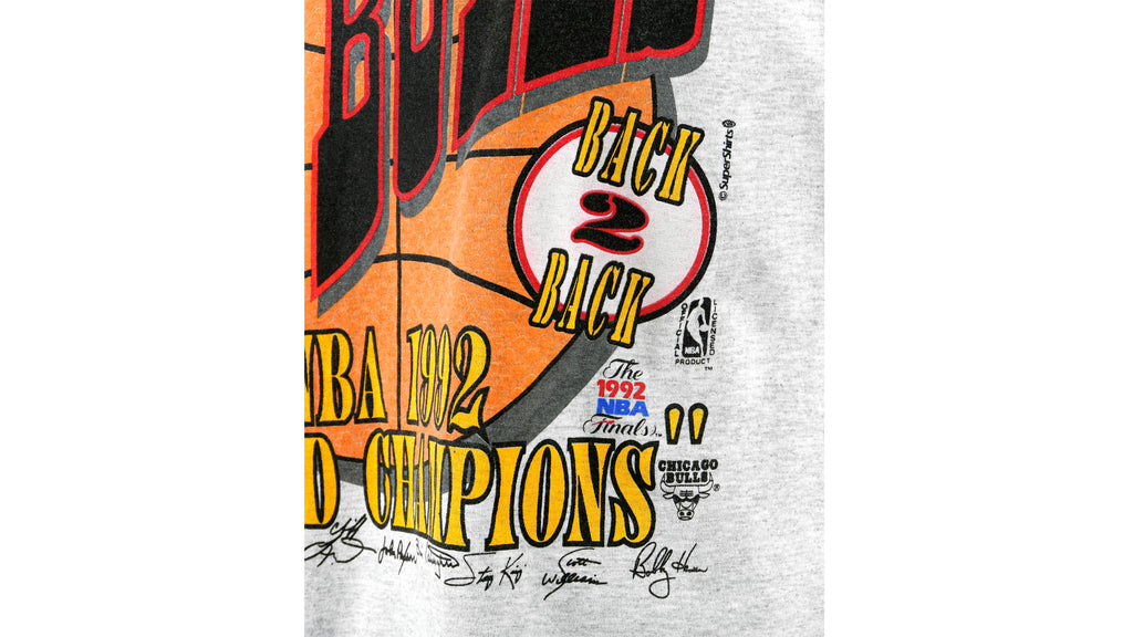 NBA (Changes) - Chicago Bulls World Champions T-Shirt 1992 Large Vintage Retro Basketball