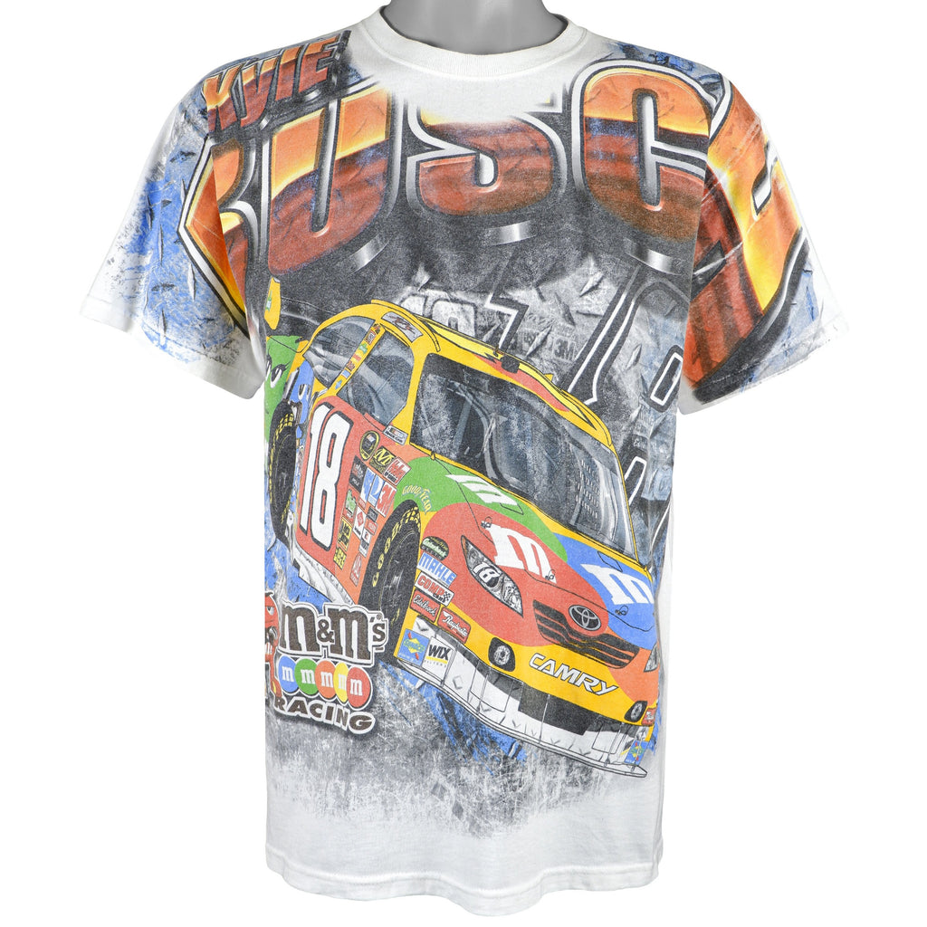 NASCAR (Chase) - Kyle Busch #18 Big Spell-Out T-Shirt 2000s Medium Vintage Retro