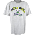 NCAA (Nutmeg) - Notre Dame Fighting Irish Athletic T-Shirt 1990s X-Large Vintage Retro College Football