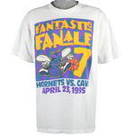 NBA (Stadium Court) -  Charlotte Hornets VS Cavs T-Shirt 1995 X-Large Vintage Retro Basketball