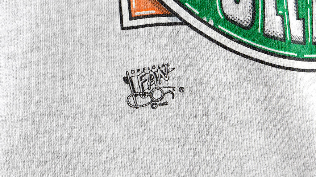 NBA (Official Fan) - Boston Celtics Spell-Out T-Shirt 1992 Large Vintage Retro Basketball