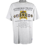 MLB (Nutmeg) - Pittsburgh Pirates Spell-Out Deadstock T-Shirt 1991 X-Large Vintage Retro Baseball