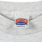 MLB (Nutmeg) - Pittsburgh Pirates Spell-Out Deadstock T-Shirt 1991 X-Large Vintage Retro Baseball