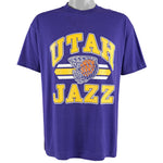 NBA (Trench) - Utah Jazz Spell-Out T-Shirt 1990s Large Vintage Retro Basketball