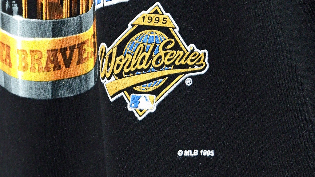 MLB (Salem) - Atlanta Braves Deadstock Crew Neck Sweatshirt 1995 Large Vintage Retro Baseball