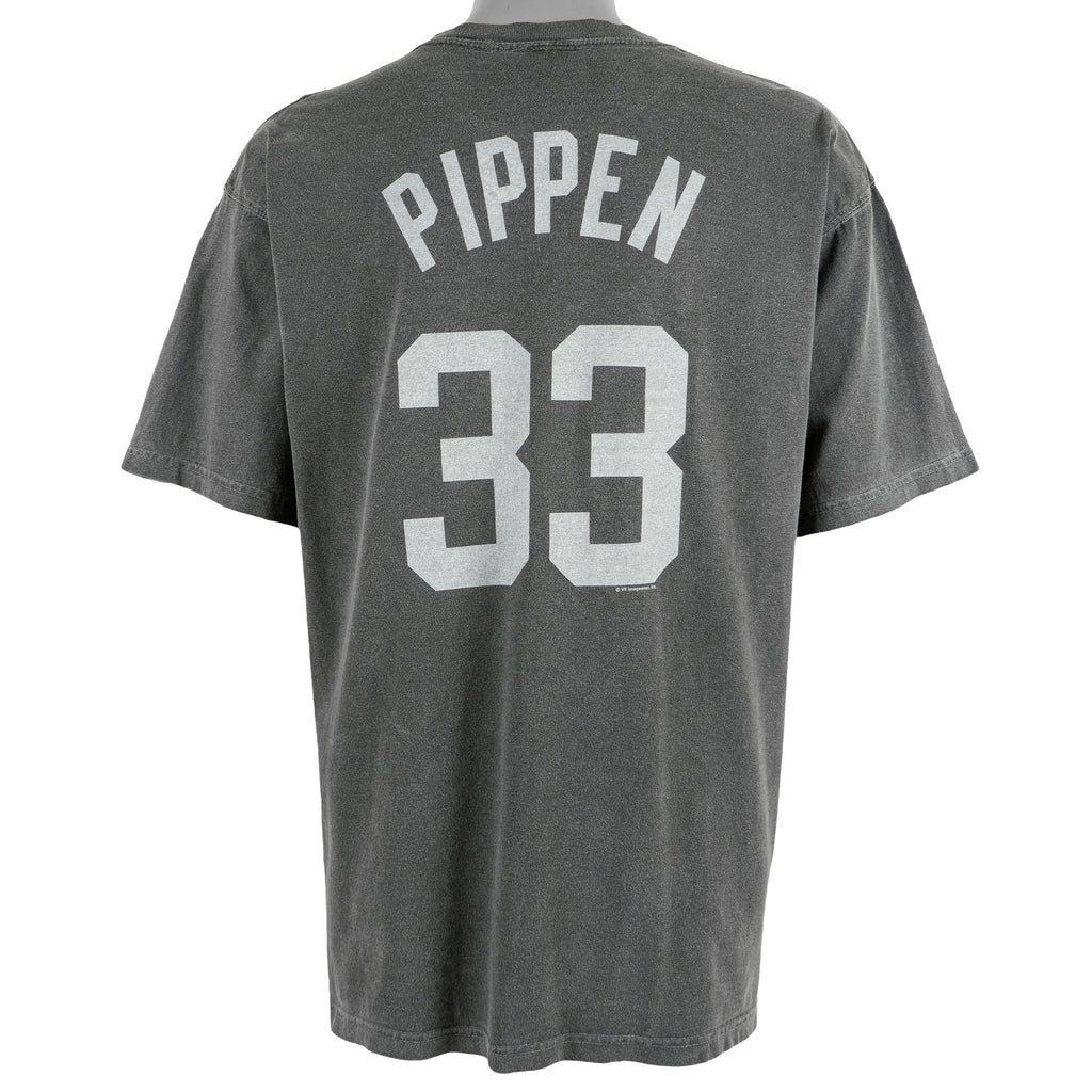 NBA (Hardwood Classics) - Chicago Bulls - Pippen #33 T-Shirt 1990s Large Vintage Retro Basketball