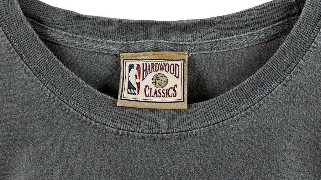 NBA (Hardwood Classics) - Chicago Bulls - Pippen #33 T-Shirt 1990s Large Vintage Retro Basketball