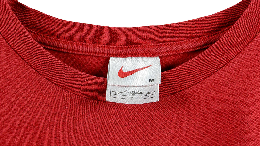 Nike - Red Classic T-Shirt 1990s Medium Vintage Retro 