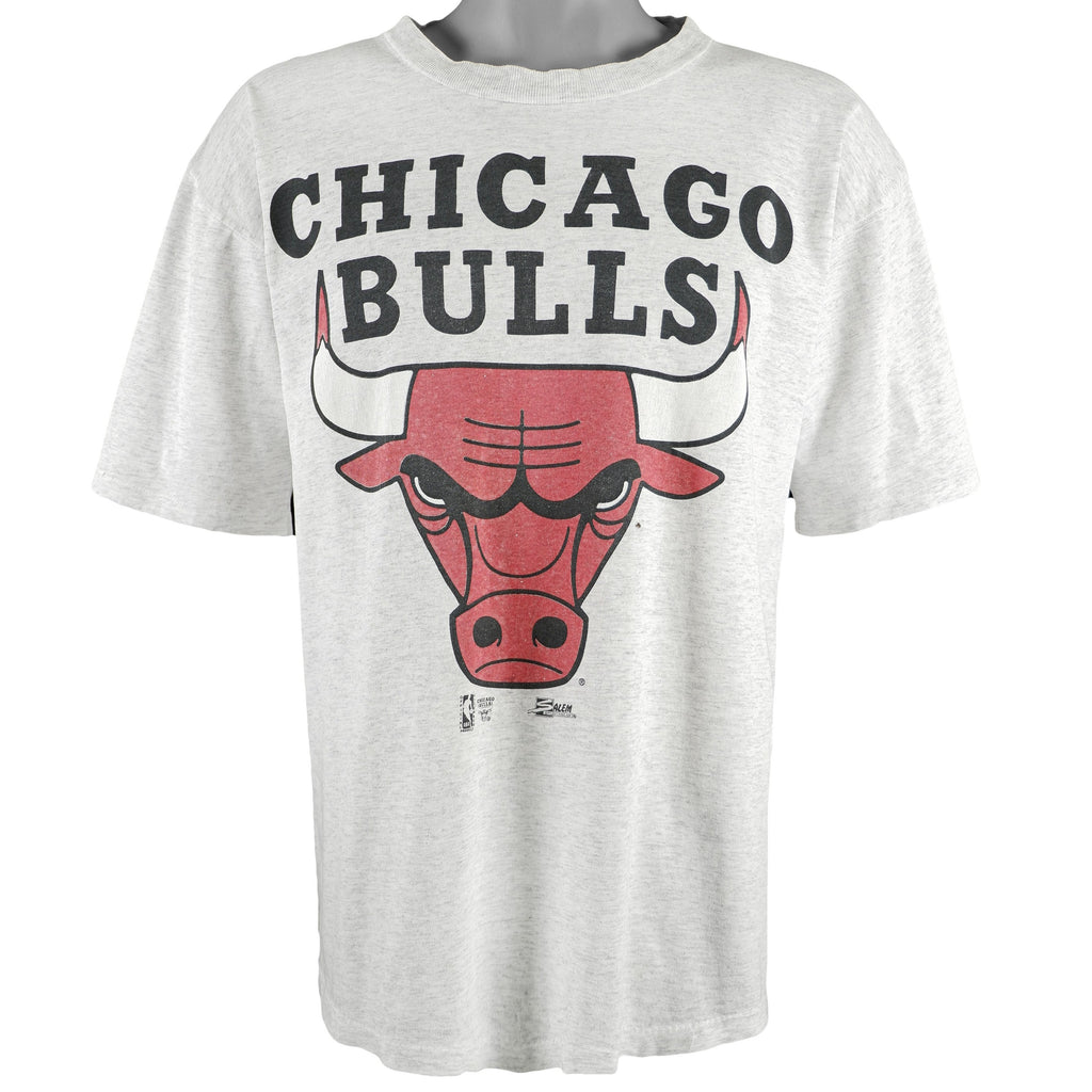 NBA (Salem) - Chicago Bulls T-Shirt 1990s Large Vintage Retro Basketball
