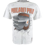 NHL (Pro Player) - Philadelphia Flyers Spell-Out T-Shirt 1990s Medium Vintage Retro Hockey