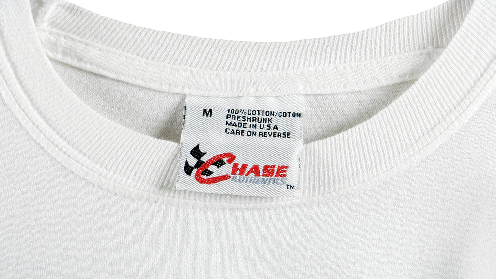 NASCAR (Chase) - Dale Earnhardt, Man and Machine T-Shirt 2000 Medium Vintage Retro
