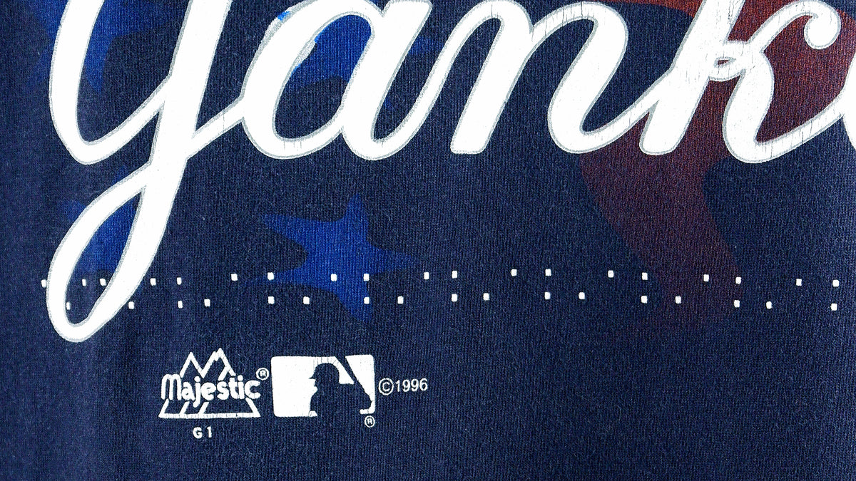 MLB (Majestic) - New York Yankees T-Shirt 1996 Large Vintage Retro Baseball