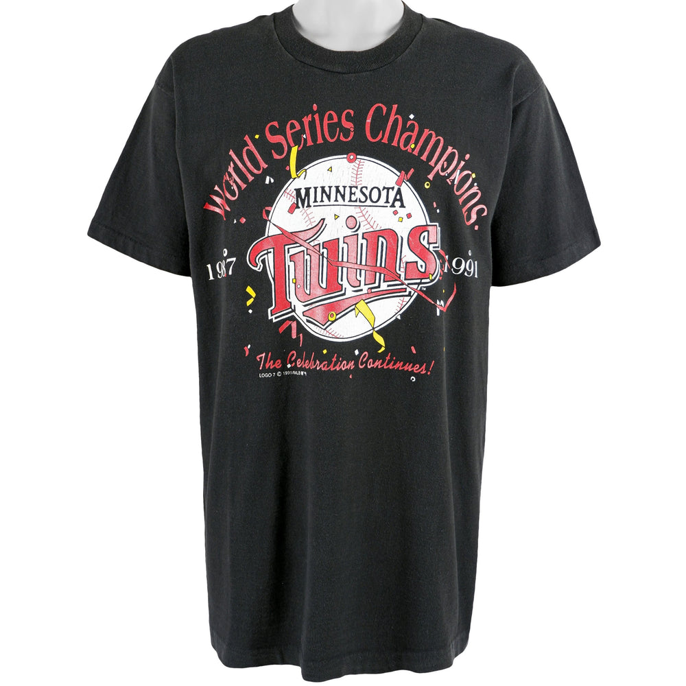 MLB - Minnesota Twins Spell-Out T-Shirt 1991 X-Large Vintage Retro Baseball