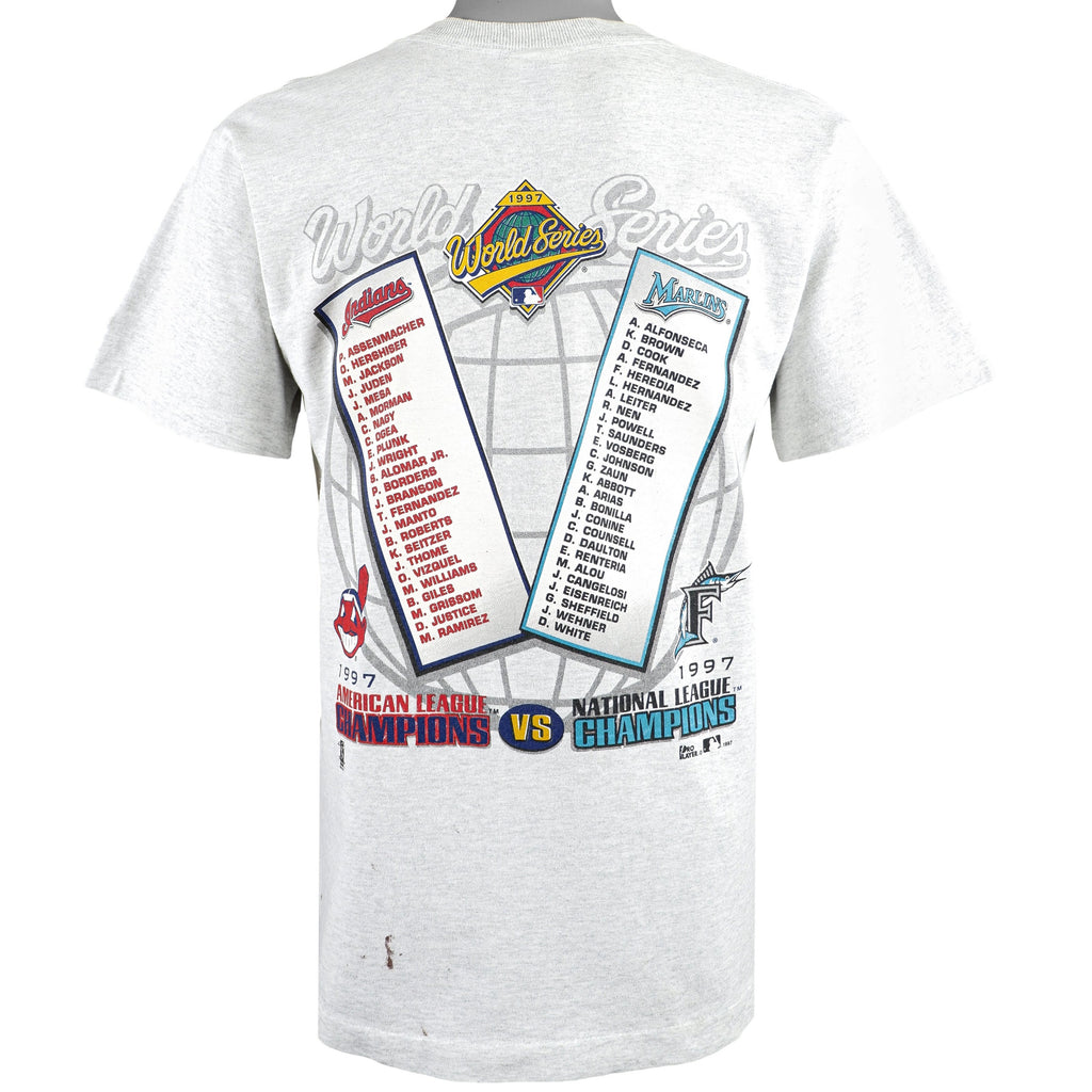 MLB (Pro Player) - Cleveland VS Florida World Series Champion Spell-Out T-Shirt 1997 Medium Vintage Retro Baseball