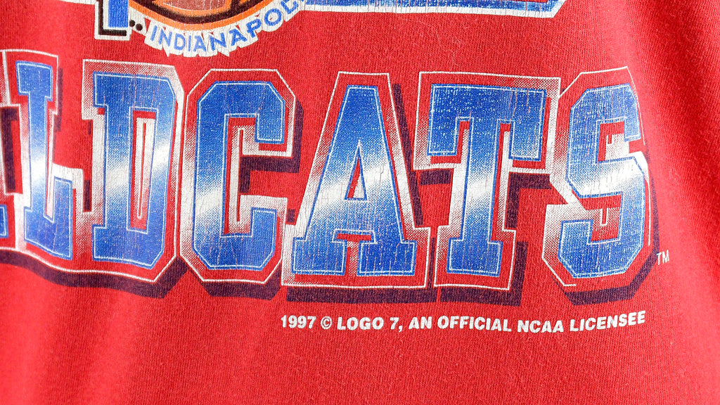 NCAA (Logo 7) - Red Arizona - Final Four T-Shirt 1997 Large Vintage Retro College Basketball