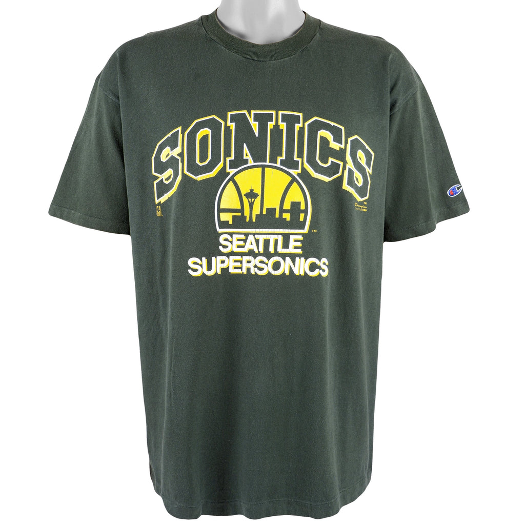 Champion - Seattle Supersonics spell-Out T-Shirt 1990s X-Large Vintage Retro Basketball