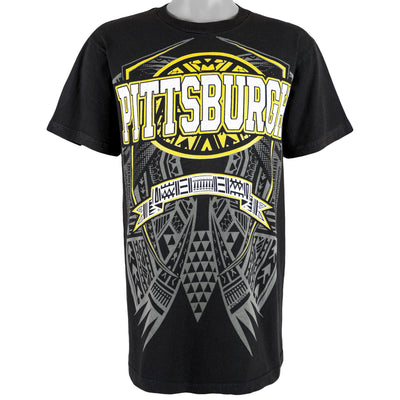 NFL (Shaka Active) - Pittsburgh Steelers / All Day Every Day Spell-Out T-Shirt 2000s Large