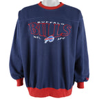 NFL (Lee) - Buffalo Bills Crew Neck Sweatshirt 1990s Large Vintage Retro Football