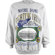 NCAA - Notre Dame Fighting Irish, 1973 Champions Sweatshirt 1990s X-Large Vintage Retro Football College