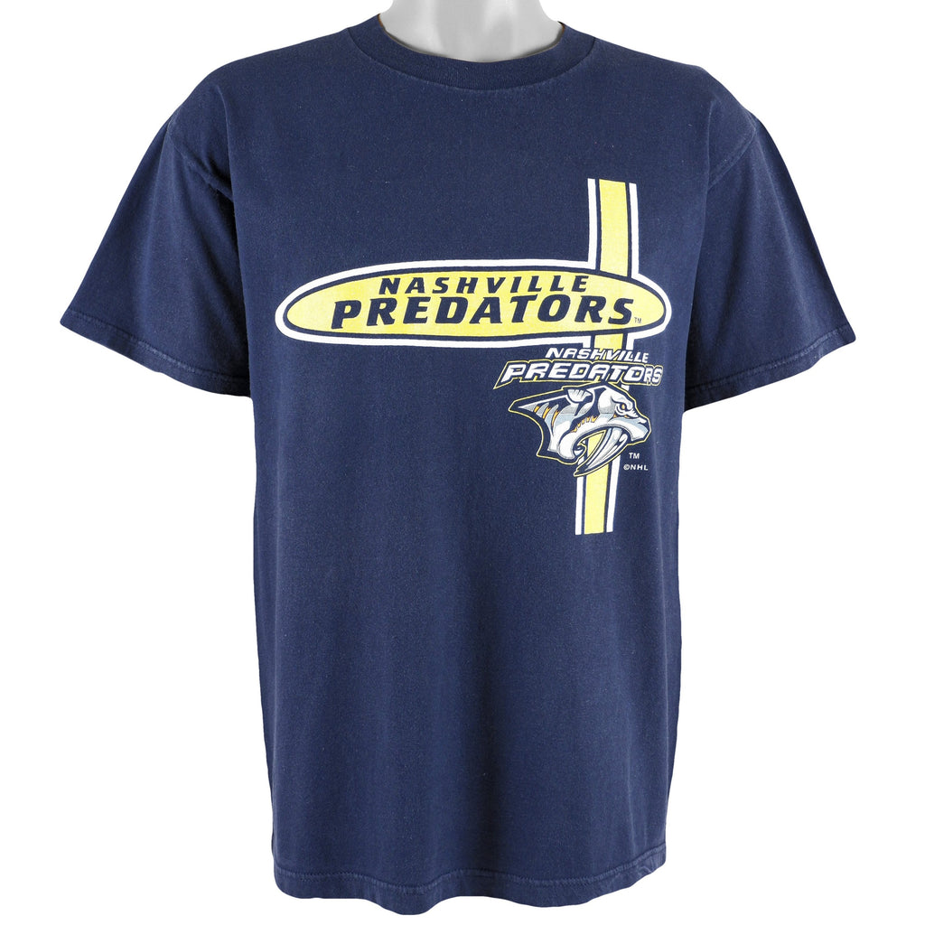 NHL (Logo 7) - Nashville Predators Spell-Out T-Shirt 1990s Large Vintage Retro Hockey