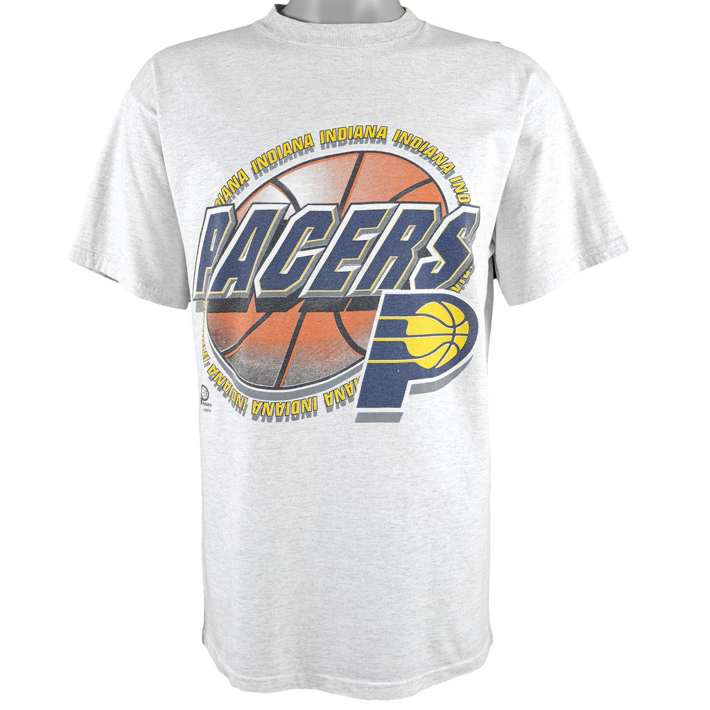 NBA (Logo 7)- Indiana Pacers T-Shirt 1990s Large Vintage Retro Basketball