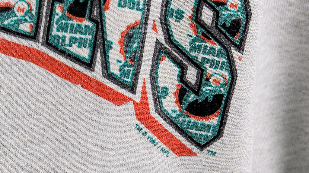 NFL (Jerzees) - Miami Dolphins Spell-Out Crew Neck Sweatshirt 1992 X-Large Vintage Retro Football
