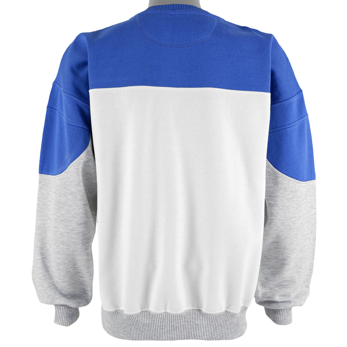 Vintage (Gear) - White International Ski Sweatshirt 1990s Medium Vintage Retro