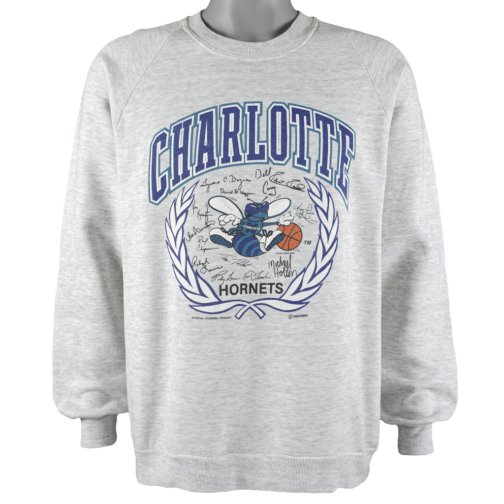 NBA (Jerzees) - Charlotte Hornets Crew Neck Sweatshirt 1988 X-Large Vintage Retro Baseketball