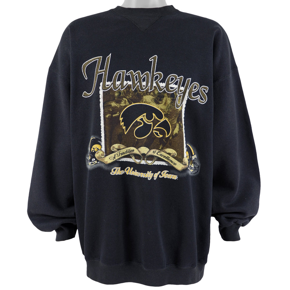 NCAA (TSI) - Univeristy of Iowa Hawkeyes Crew Neck Sweatshirt 1990s XX-Large Vintage Retro Football College