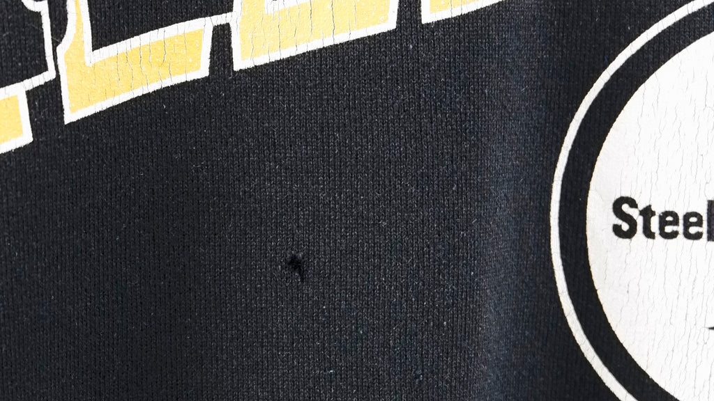 NFL (Logo 7) - Pittsburgh Steelers Crew Neck Sweatshirt 1990s Large Vintage Retro Football