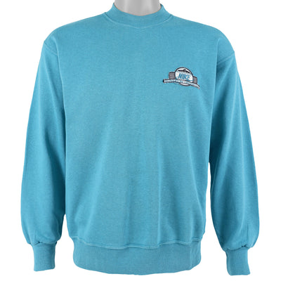 Nike - Beaverton, Oregon, USA Grey Tag Crew Neck Sweatshirt 1990s Medium