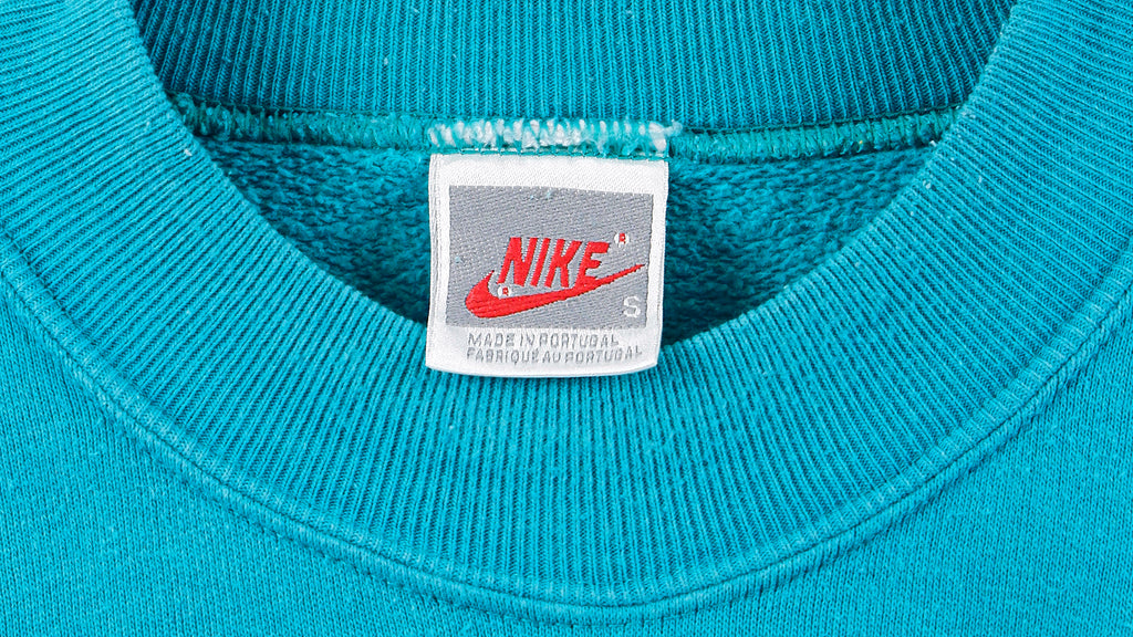 Nike - Nike Beaverton, Oregon, USA Crew Neck Sweatshirt 1990s Medium Vintage Retro