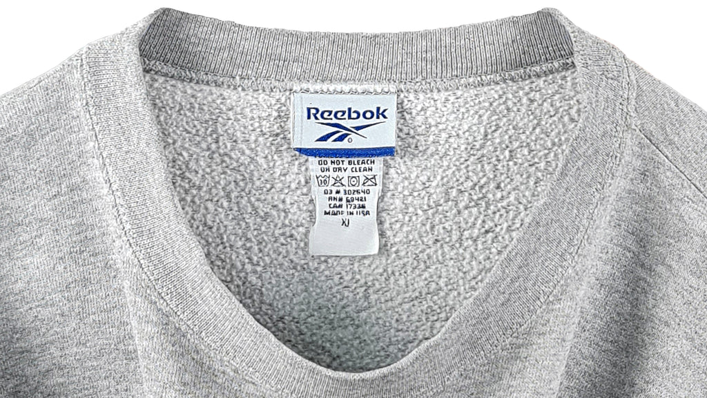 Reebok - Grey Spell-Out Crew Neck Sweatshirt 1990s Medium Vintage Retro