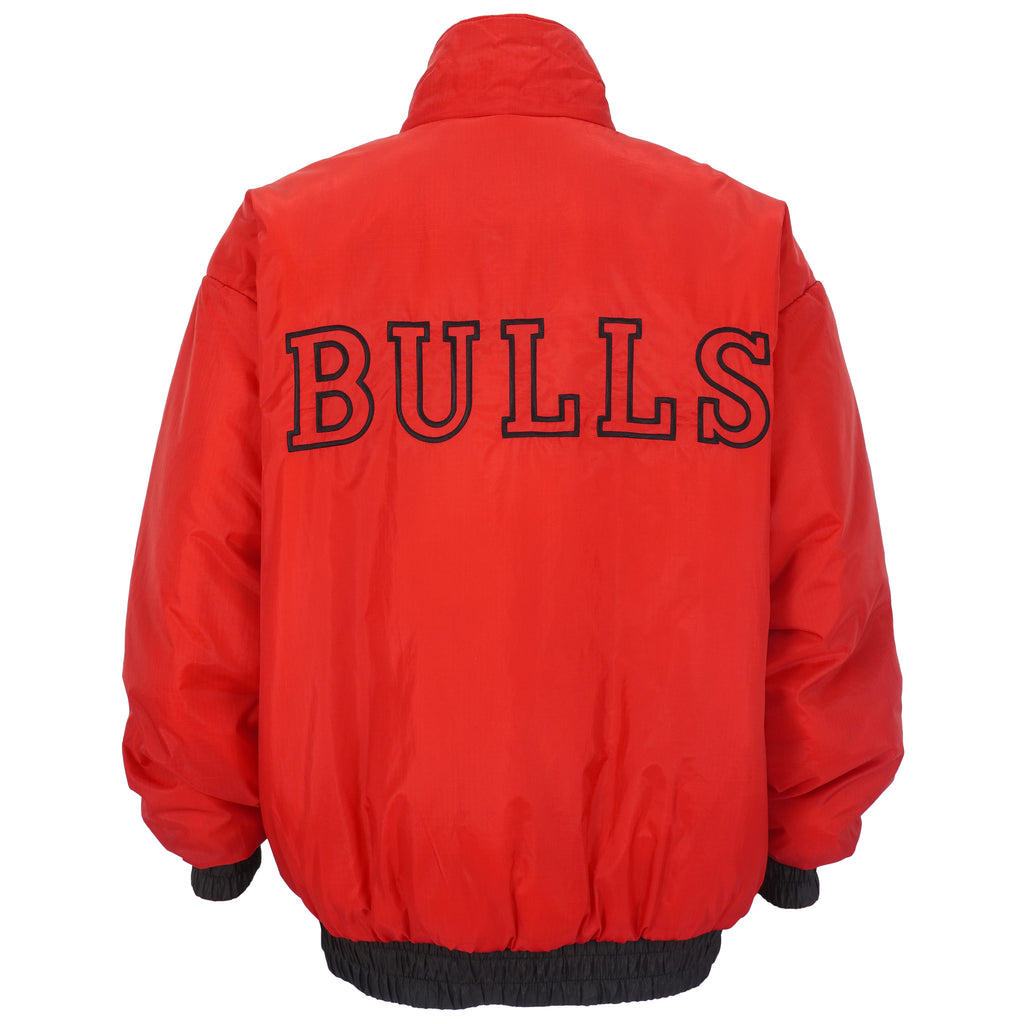 NBA (Pro Player) - Chicago Bulls Spell-Out Reversible Jacket 1990s X-Large Vintage Retro Basketball