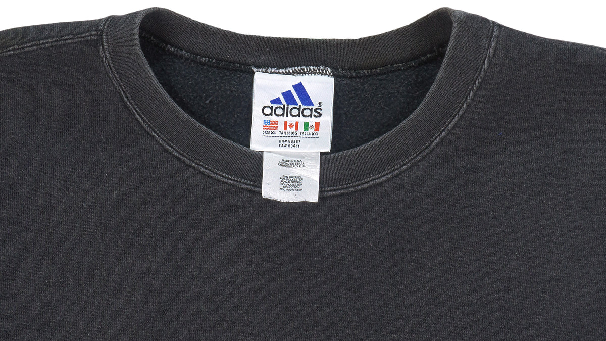 Adidas - Black Spell-Out Crew Neck Sweatshirt 1990s X-Large Vintage Retro