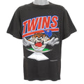MLB (Changes)  - Minnesota Twins Tasmanian Devils Spell-Out T-Shirt 1992 X-Large Vintage Retro Baseball