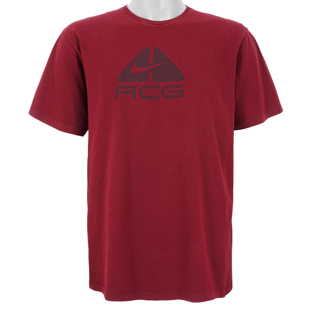 Nike - Red ACG Big Spell-Out  T-Shirt 1990s Medium Vintage Retro