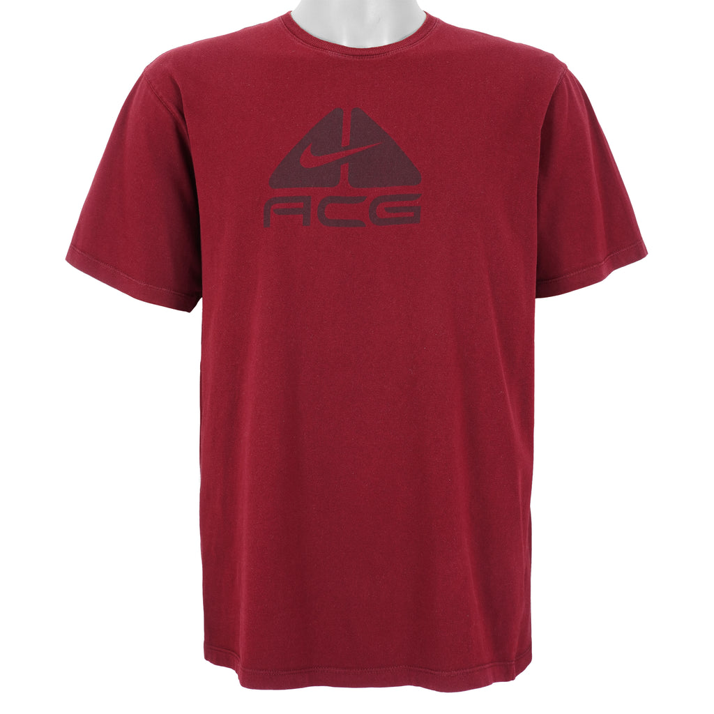 Nike - Red ACG Big Spell-Out  T-Shirt 1990s Medium Vintage Retro