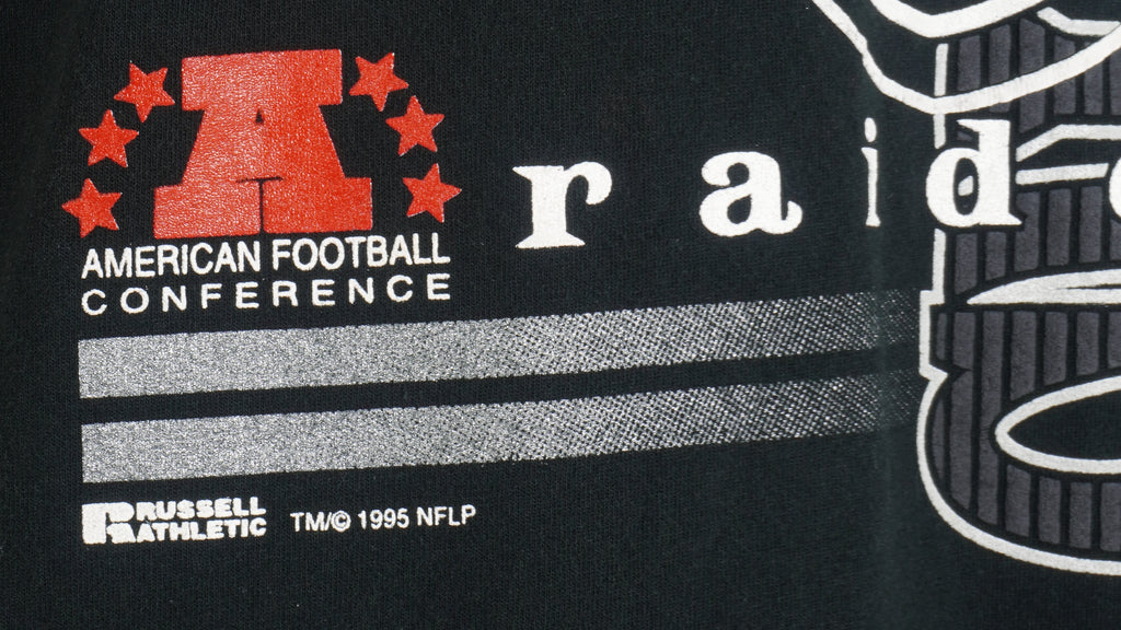 NFL (Russell Athletic) - Oakland Raiders Spell-Out T-Shirt 1996 Medium Vintage Retro Football